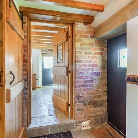 Basil's Barn * Whitby